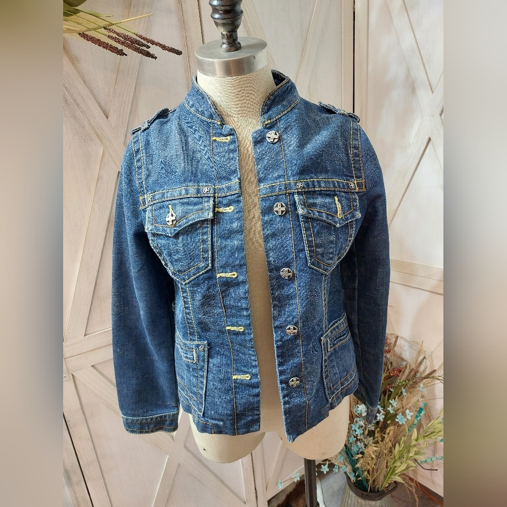 Fitted Jean Jacket